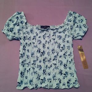 Women’s/Juniors Flower Print Smock Puff Sleeve Top